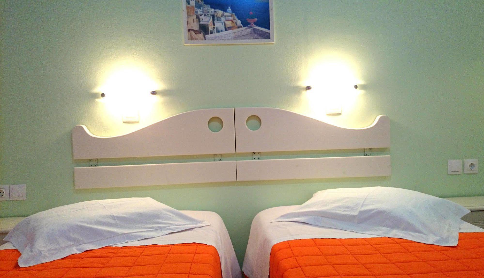 Athena Rooms Chora  Exterior photo